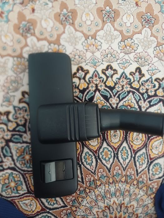 Продаю Щётку от пылесоса Самсунг.