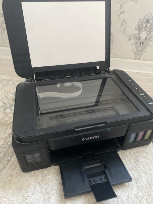 Canon принтр разна цветный