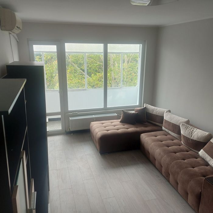 Дава се под наем Тристаен апартамент в Русе, Възраждане - 70 кв.м за 341.7 € - Снимка #1