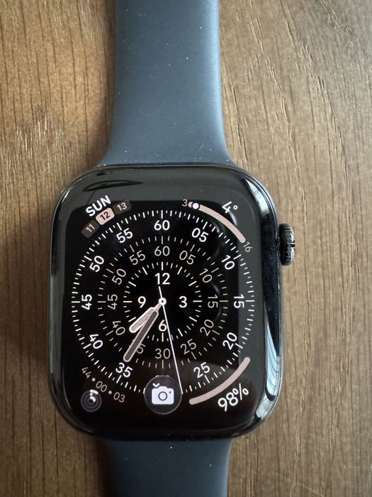 Apple Watch Series 11 (46mm, Titanium, GPS + Cellular) – нов на 3 месеца