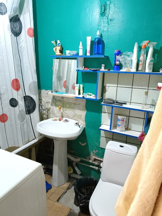 Продам 4 х комн. 4-24-5 этаж.