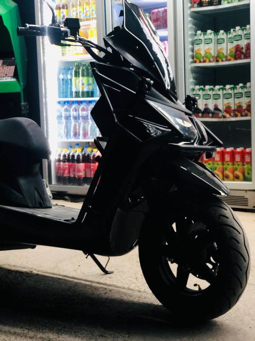 Samuray yangi 1620km yurilgan holati ideyal  orqa yashigiyam bor