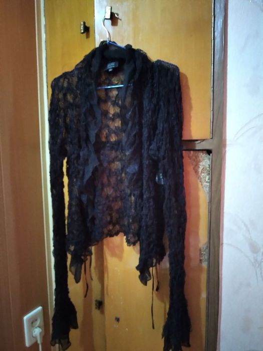 Продаются платья вечерние.