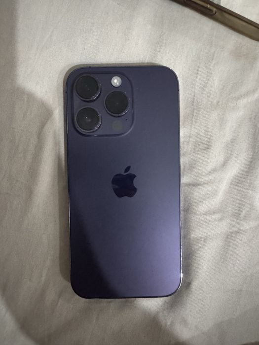 iPhone 14 pro fialetvoy