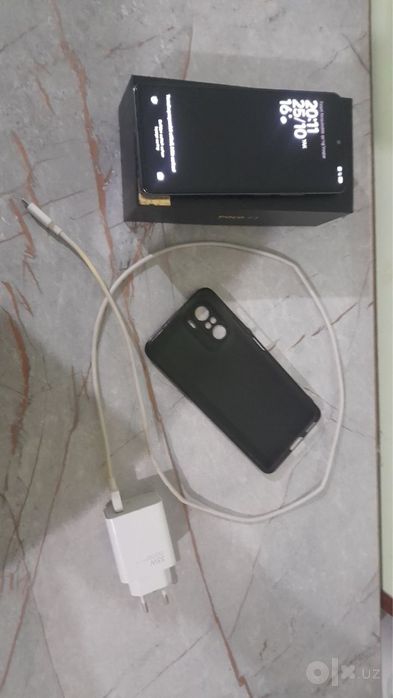 Poco F3 8/256gb.