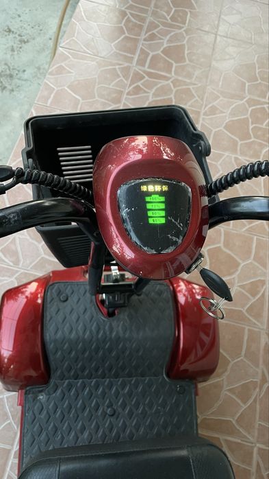 Scuter/carucior electric IT-04