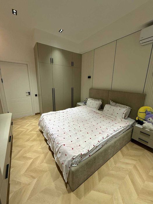 R3 Сдаётся квартира 2/6/11 на Сквере Амира Тимура