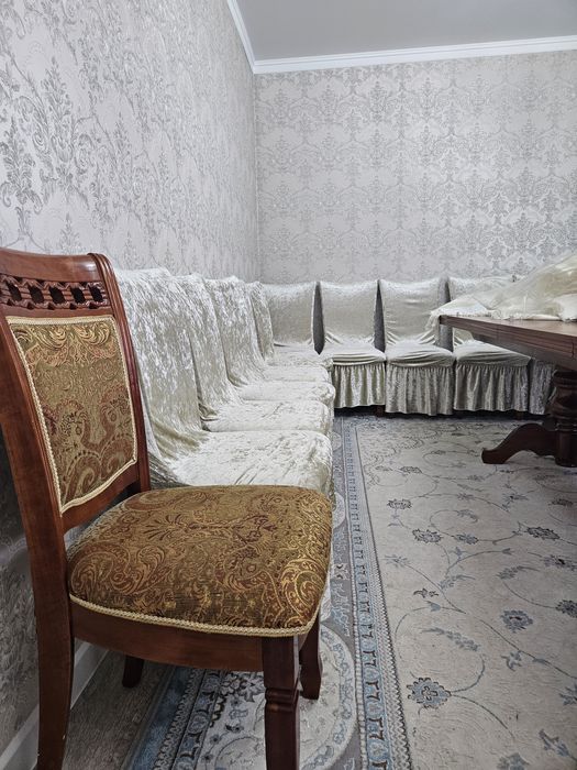 Стол и Стуляа очен хороший