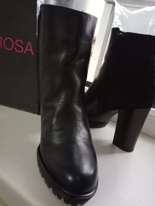 Продам полусапожки женские