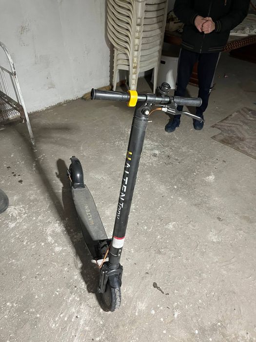 Электронной самокат