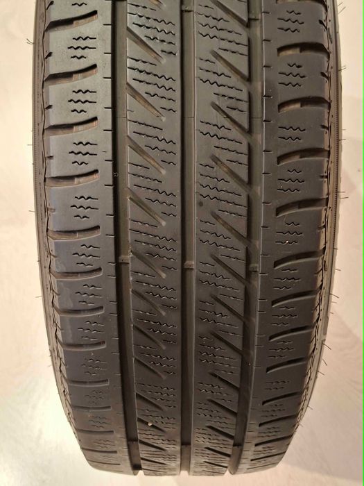 -Vand anvelope GOODYEAR allseason 215/60 R17 -