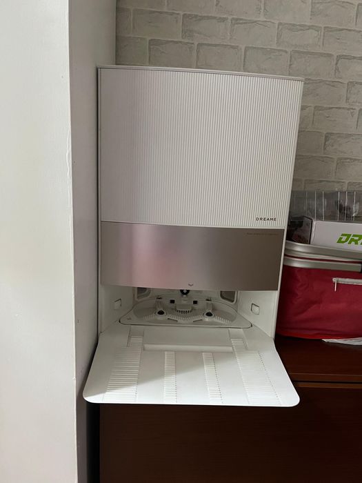 Робот пылесос DreameBot L20 Ultra Complete