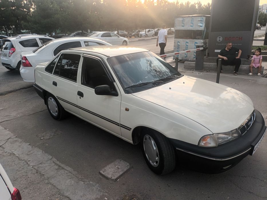 Daewoo Nexia 1 sons tramblor