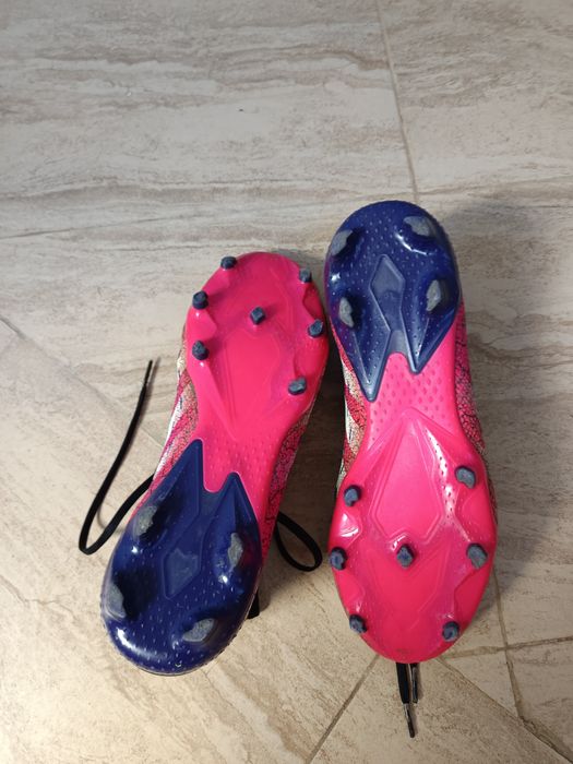 Продавам  бутонки