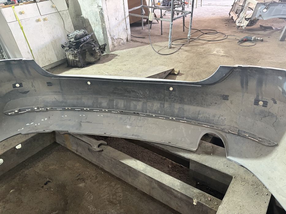 Задний бампер Tayota 70