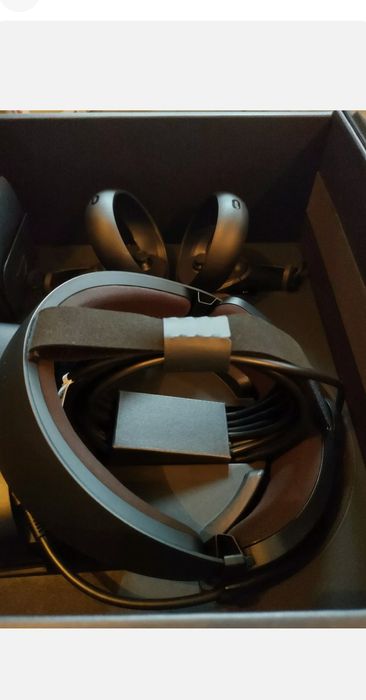 Свалени от витрина нови Очила за виртуална реалност Oculus Rift S