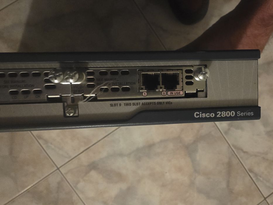 Router Cisco 2801
