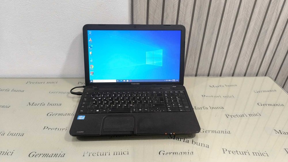 Laptop Core i3 - Toshiba Satellite C850 - functional, instalat