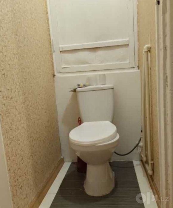 Продаю  1/2/4  на Кадышева, Дубовый
