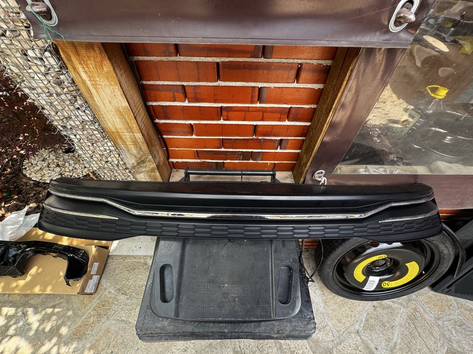 Дифузьор оригинален AUDI A7 C8 2019