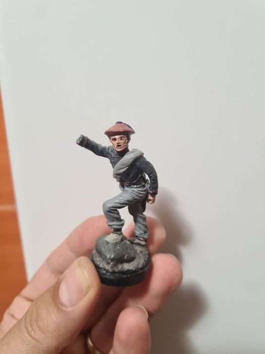 Figurina Papo 2000 + 2 figurine metalice Army House