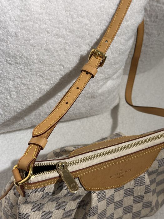 Сумка Louis Vuitton