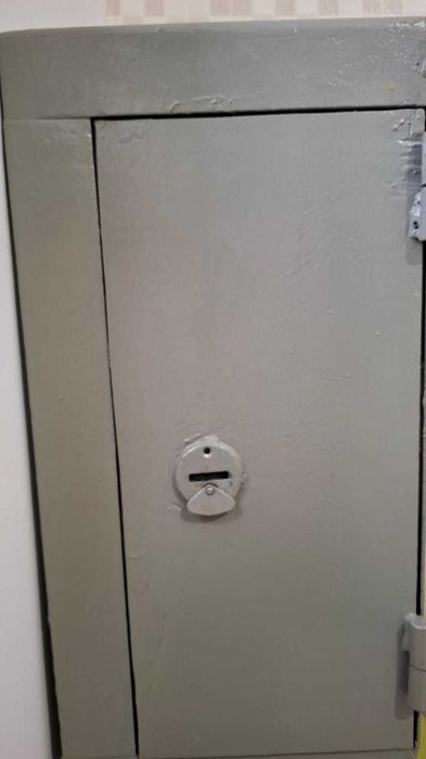 Сейф сатылады темірден жасалға мықты