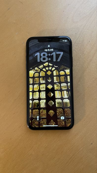 iPhone 11 64GB - КАТО НОВ -100% Батерия