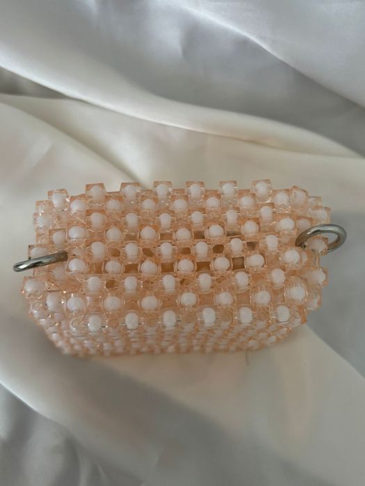 Чанти от мъниста