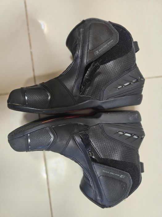 Продавам обувки за мотор Shima SX-6 46