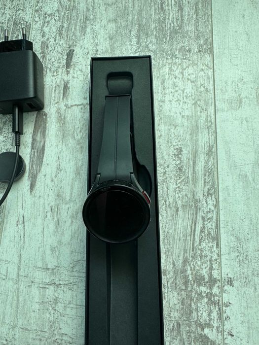 Смарт - часы Samsung GALAXY WATCH 5PRO