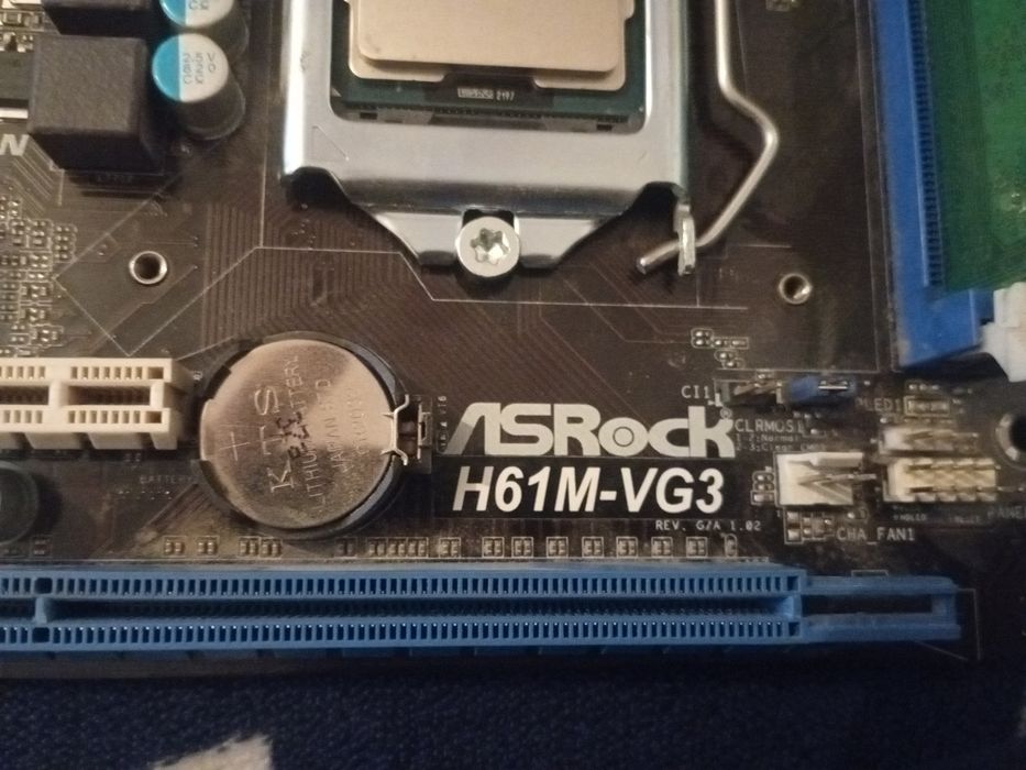 Материнская плата с i5-3340