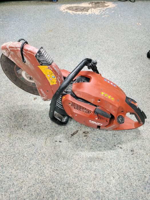 Vand drujba hilti dsh 700x  de tăiat beton, asfalt, fier.