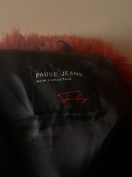 Дамско Палто.