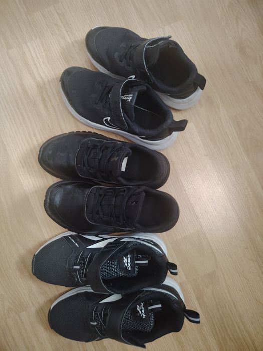 3 perechi adidasi 45 ron bucata