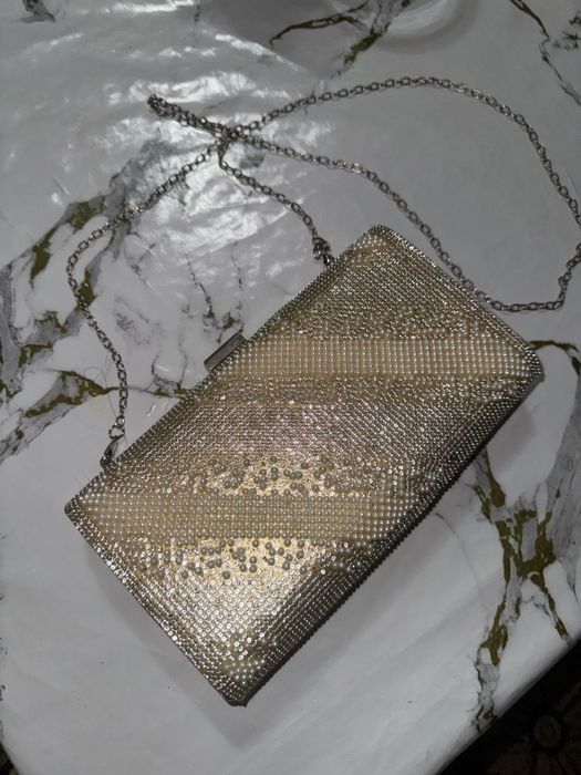Клатч блестящий на вечер