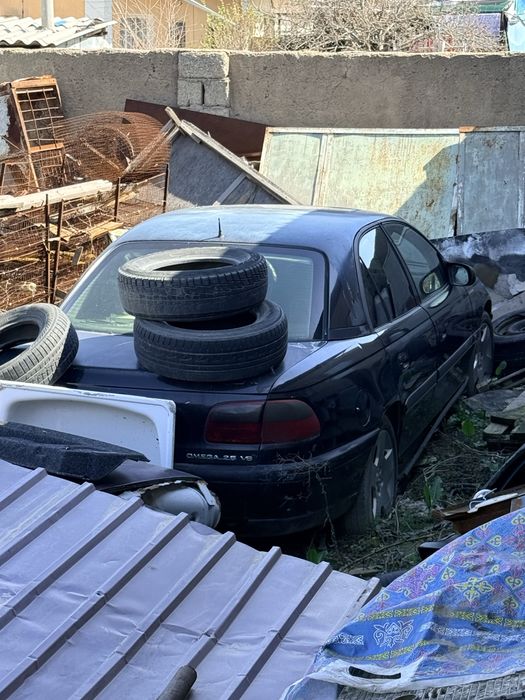 Запчасти машин ВАЗ и Ауди