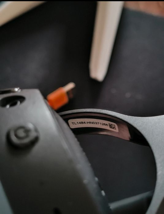 Căști JBL wireless + stand