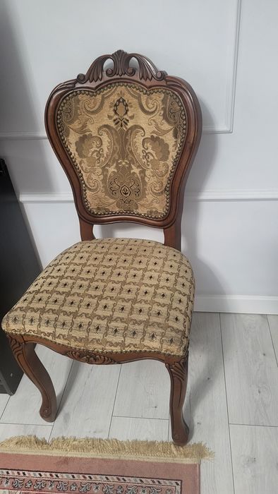 Продам стулья дерево качественные Малайзия