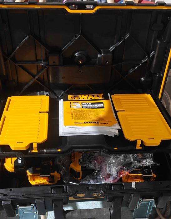 Vand set profesional DeWalt 18V XR Brushless – NOU, NEFOLOSIT