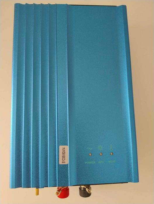 Инвертор 500W мрежов регулируем за фотоволтаични системи AC 220V нов
