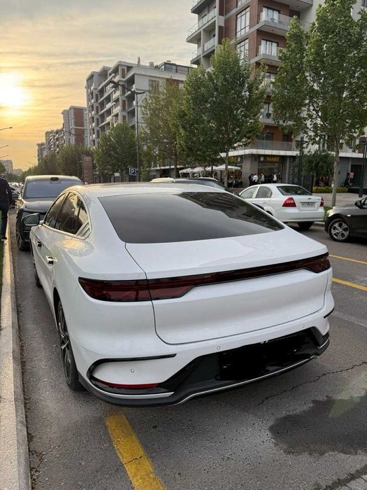 BYD Han, Dual motor, 2023 год