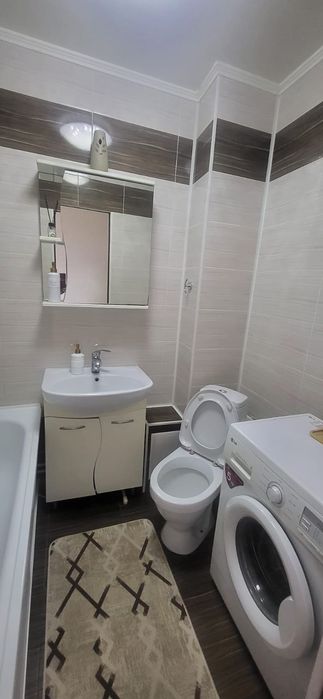 Продам 3-х ком  квартиру Абая 107