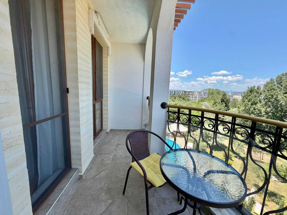 Уютен двустаен апартамент в централната част, к-с „Harmony Suites 11“