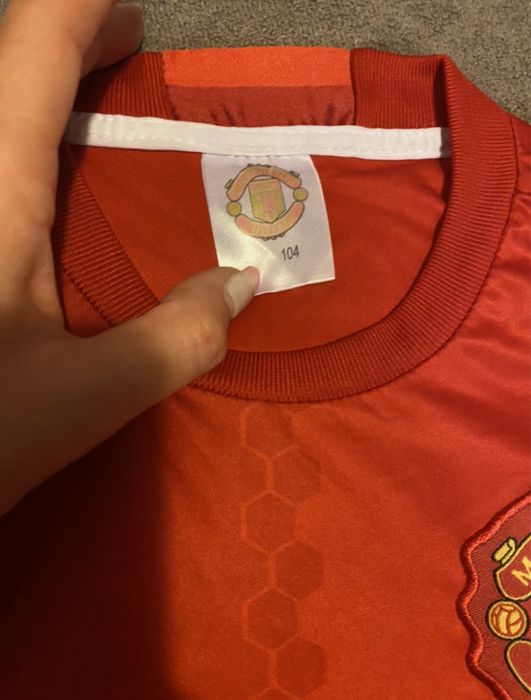 Детска футболна блуза manchester united с чорапи