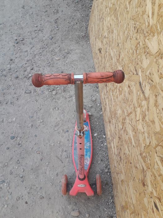 Продам детский самокат