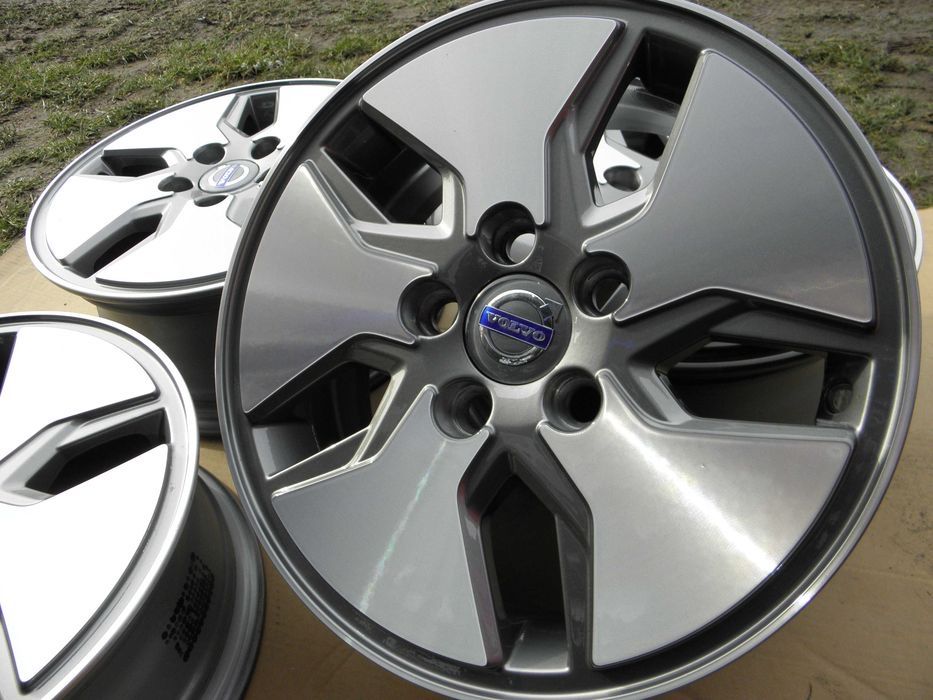 Оригинални алуминиеви джанти 15" Volvo Libra 5x108 (C30, S40, V50, V40)ч
