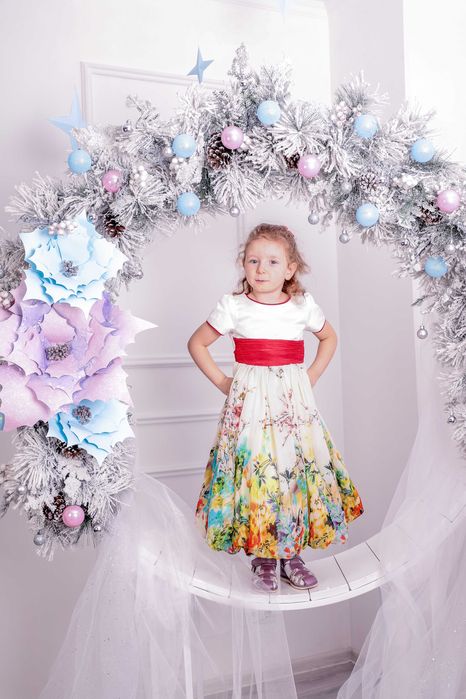 Красивое нарядное платье