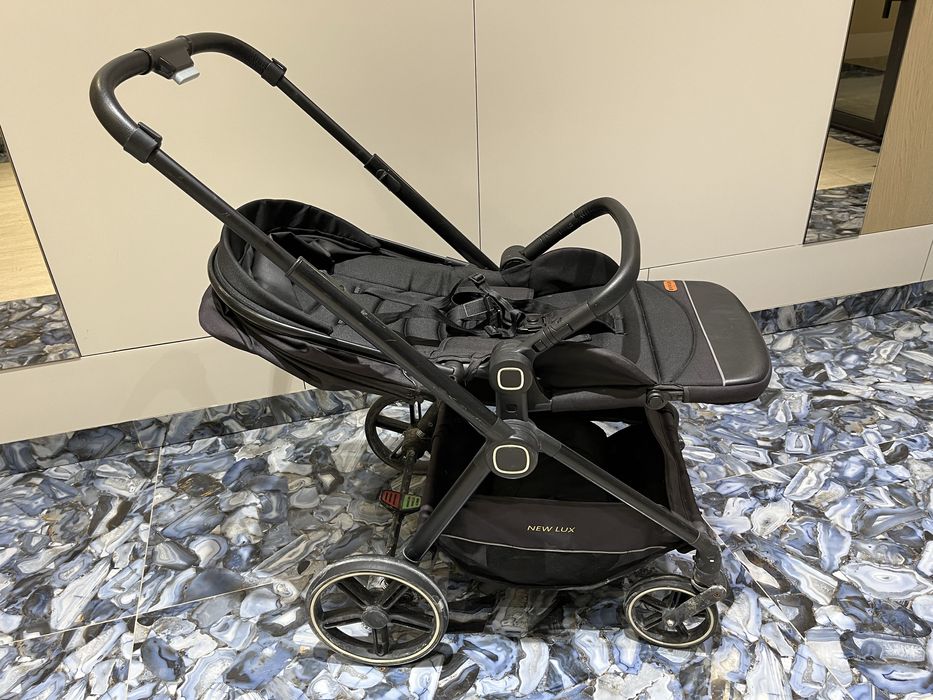 Коляска New Lux до 3 лет
