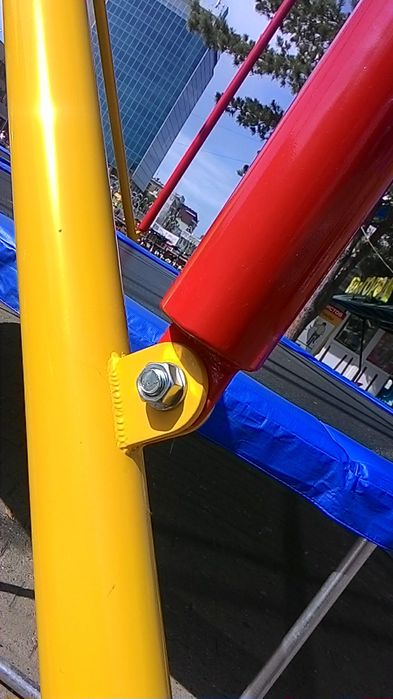 Аттракционы и комплектующие